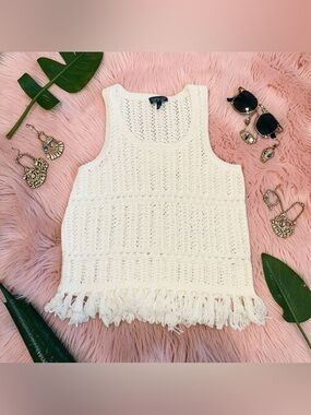 Topshop Topshop Cream-coloured Crochet Fringe Tank size 4